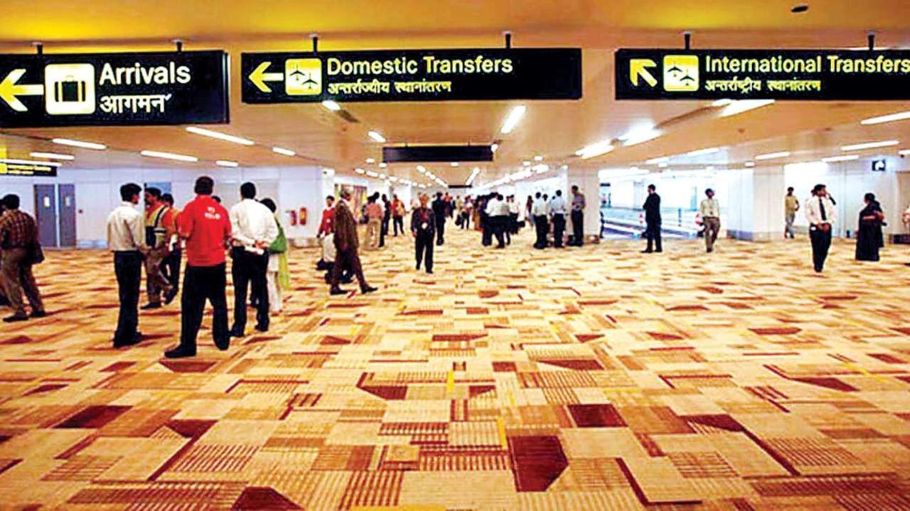 Hotel Golden Bliss At New Delhi Airport Exterior photo